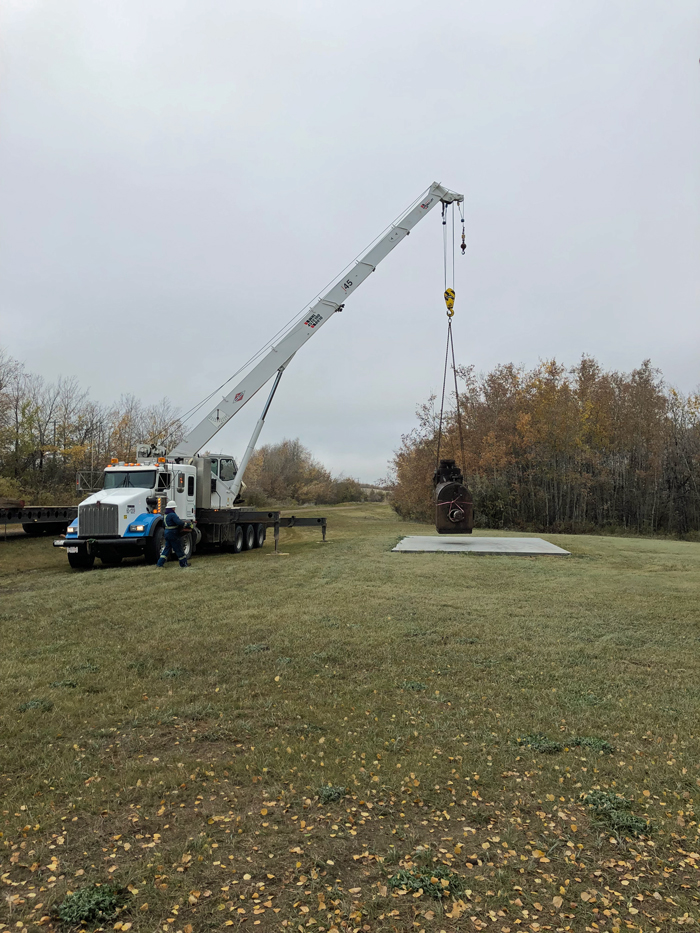 Unloading-hte-boiler-at-Abilene2.jpg